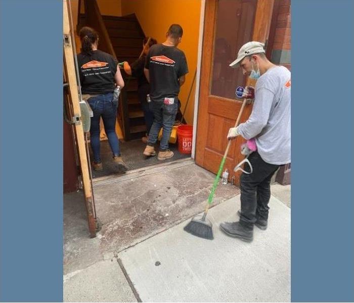 SERVPRO technicians working on a job in Saratoga.